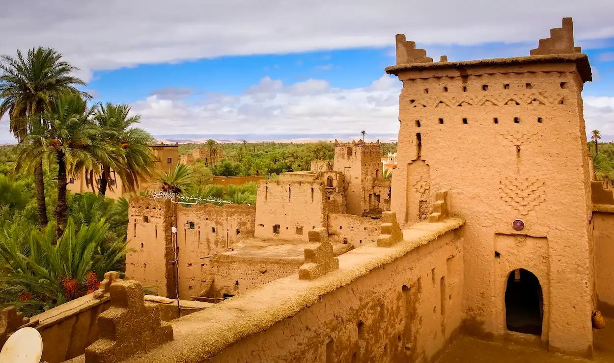 The palm oasis and kasbahs of Skoura, a green stop on the Marrakech to Merzouga route