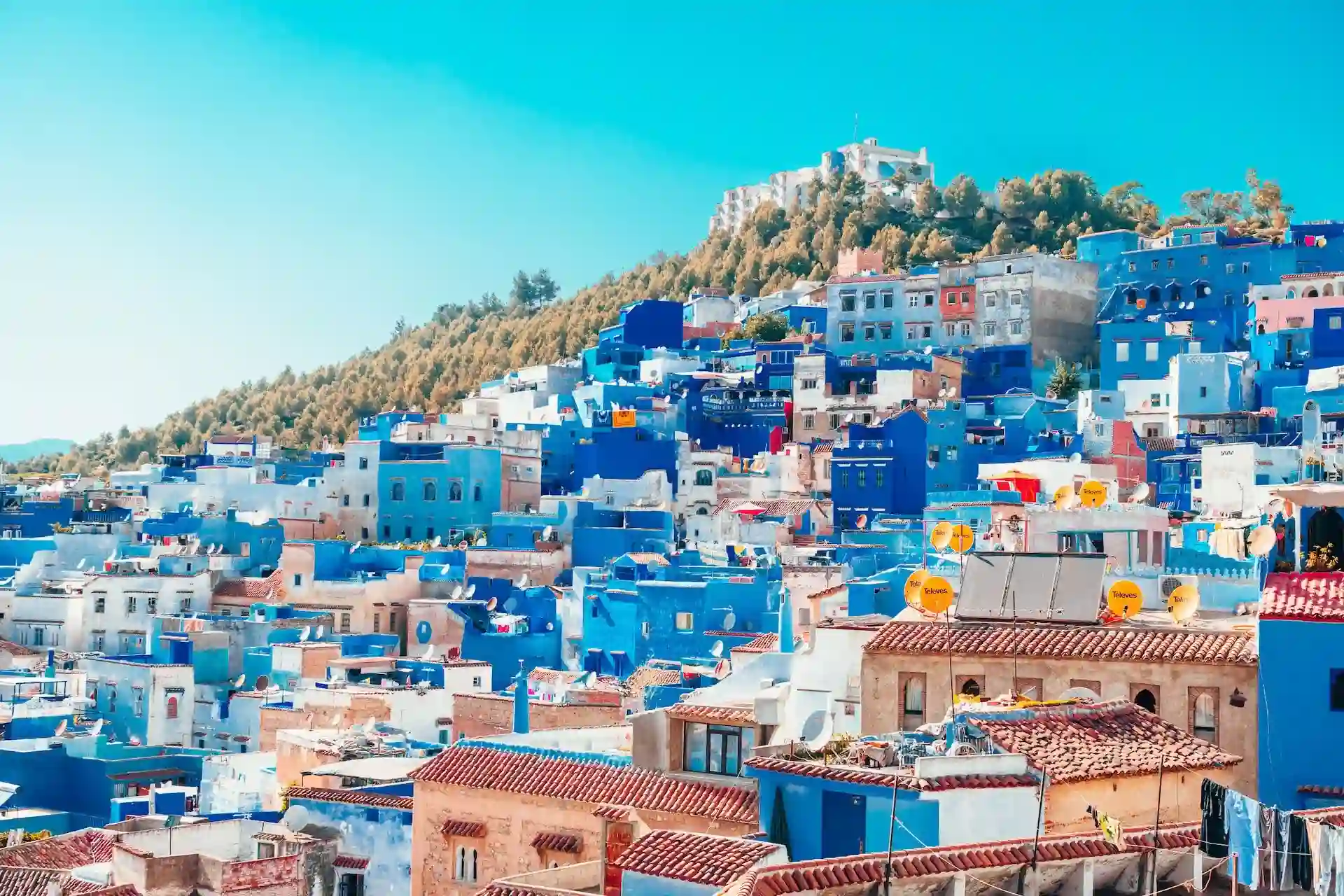6-day desert tour from Chefchaouen to Marrakech via Merzouga — alternative view